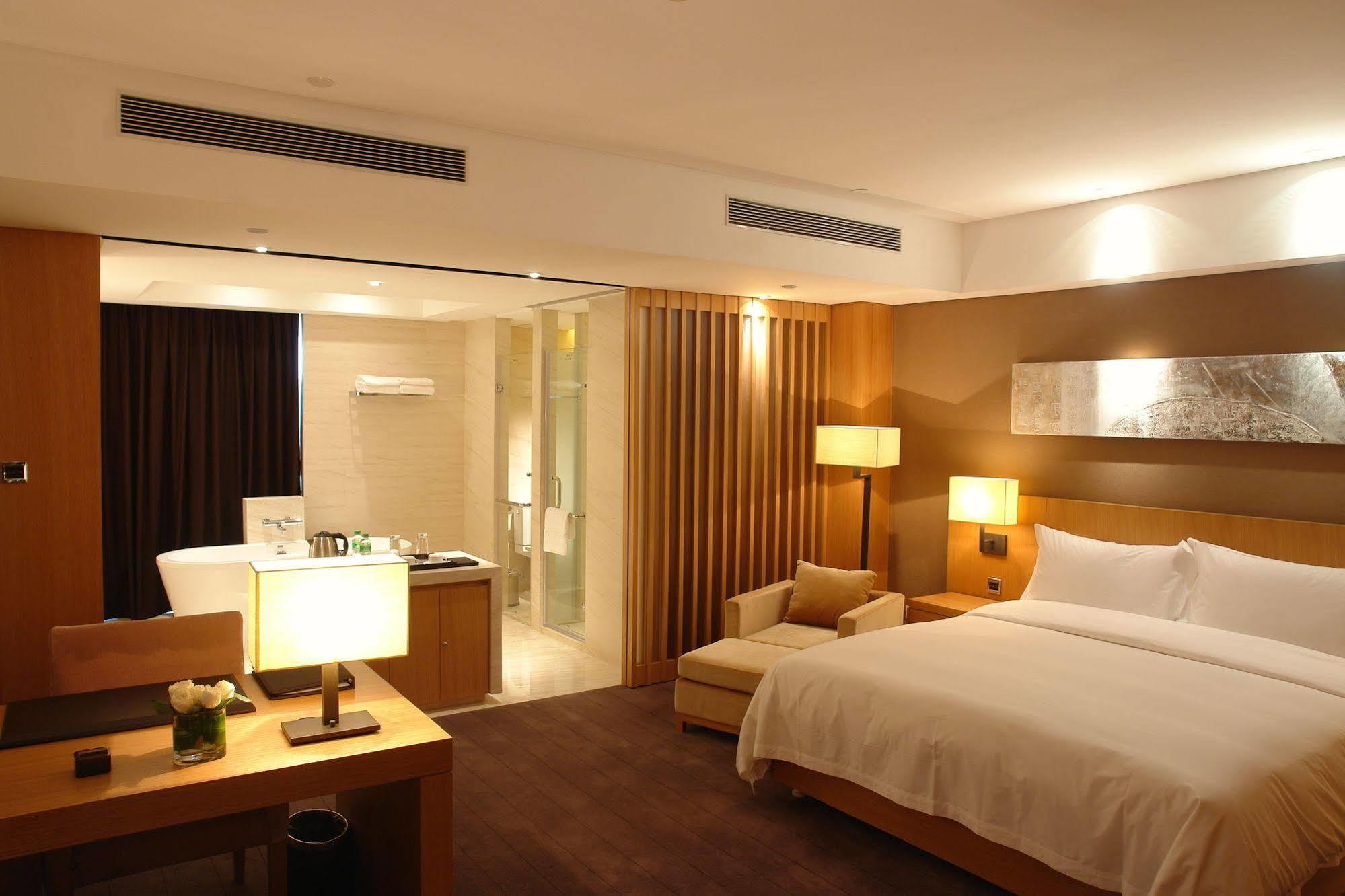 Shenyang Tianfeng International Hotel Exterior photo